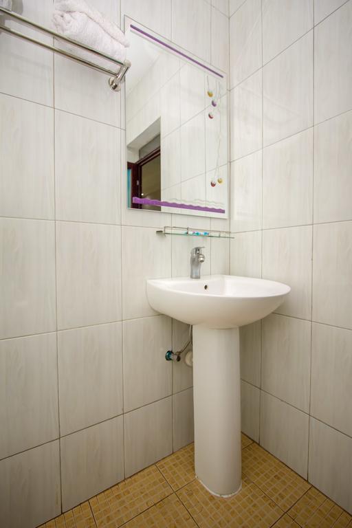 Sal'S Boutique Hotel カンパラ エクステリア 写真