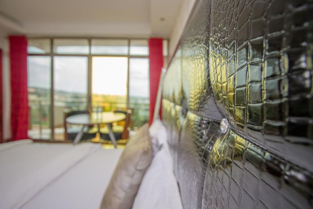 Sal'S Boutique Hotel カンパラ エクステリア 写真