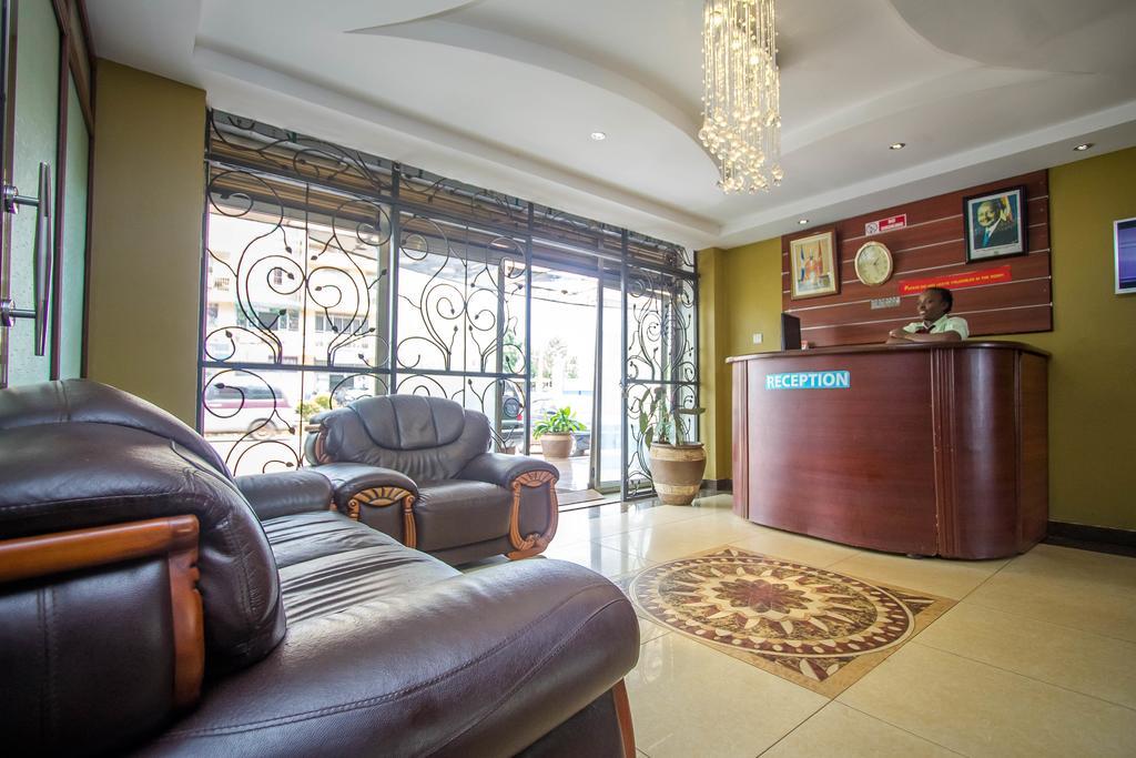 Sal'S Boutique Hotel カンパラ エクステリア 写真